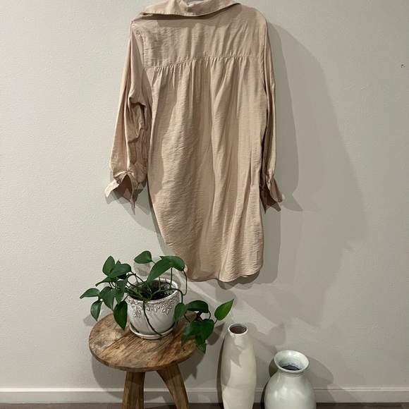 Long sleeve button down blouse oversized women’s - Picture 2 of 5